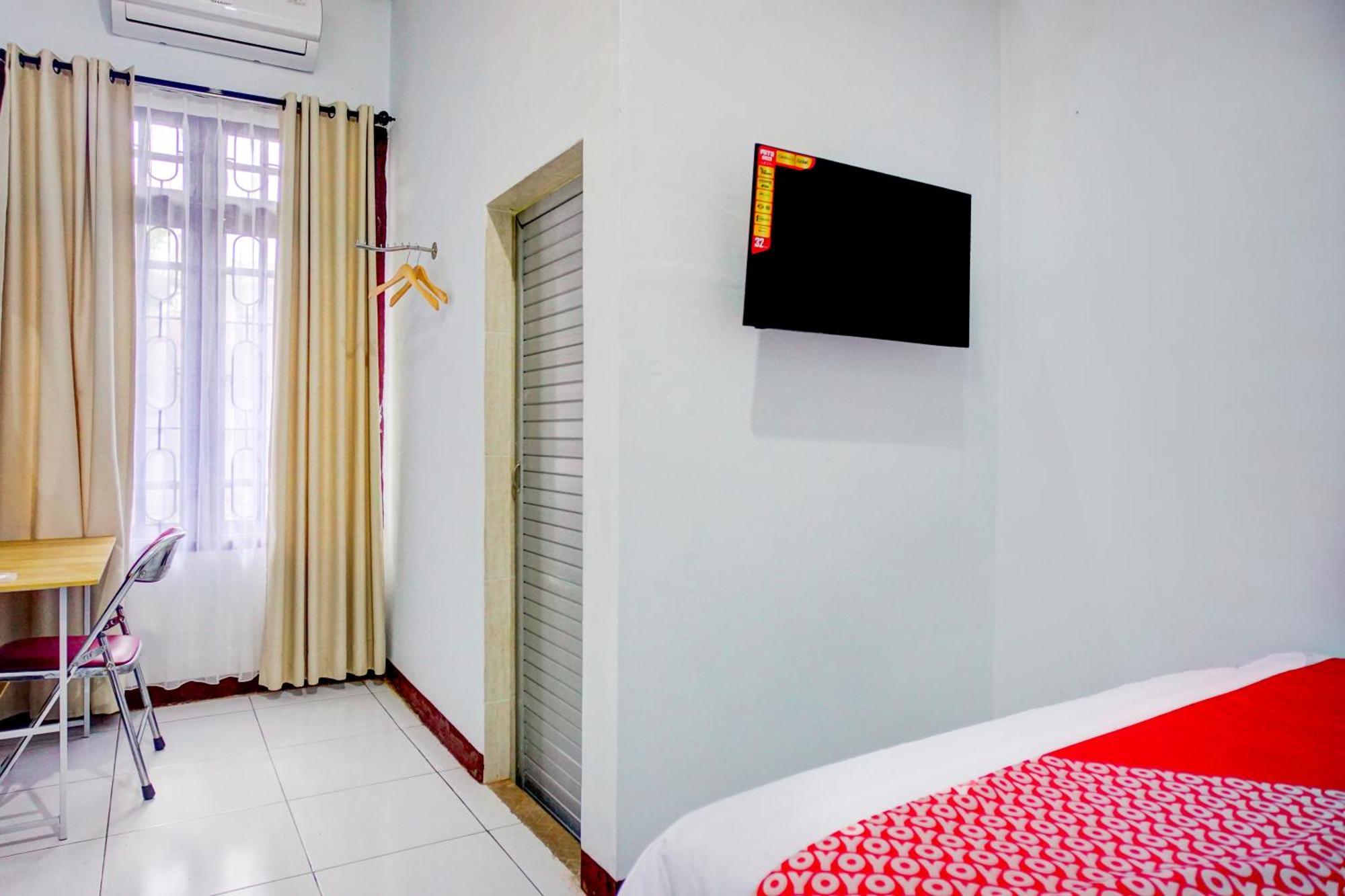 Hotel O Krakatau Near Universitas Muhammadiya Sumatra Utara Umsu Medan Exterior photo