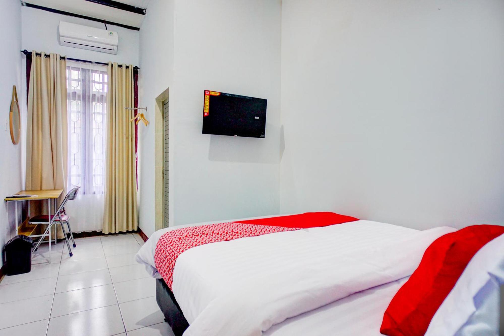 Hotel O Krakatau Near Universitas Muhammadiya Sumatra Utara Umsu Medan Exterior photo